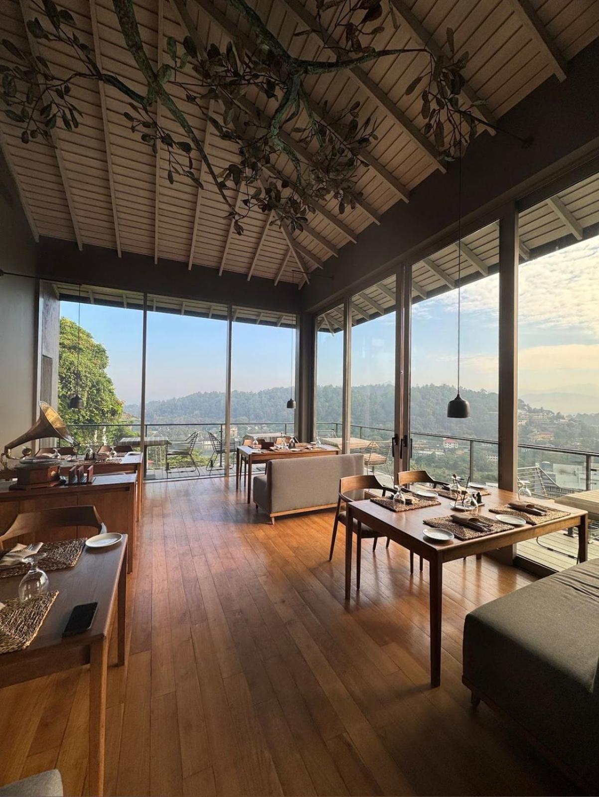Rivora Heights Hotel Kandy Ngoại thất bức ảnh